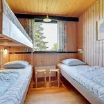 Veljan - 400m From The Sea By Interhome *