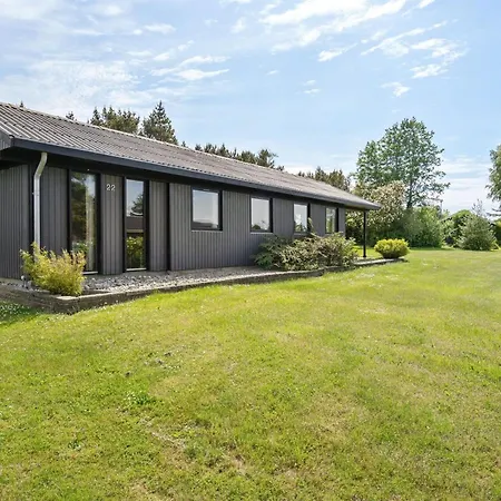 Veljan - 400m From The Sea By Interhome Feriehus *