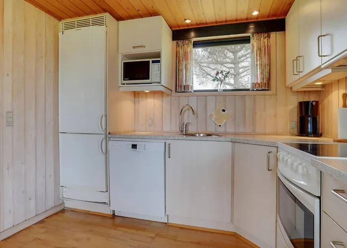 Veljan - 400m From The Sea By Interhome Bogense