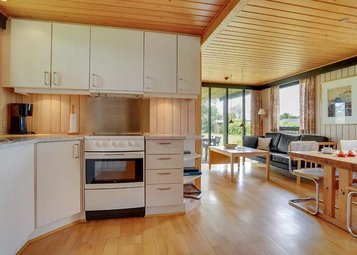 Veljan - 400m From The Sea By Interhome Feriehus