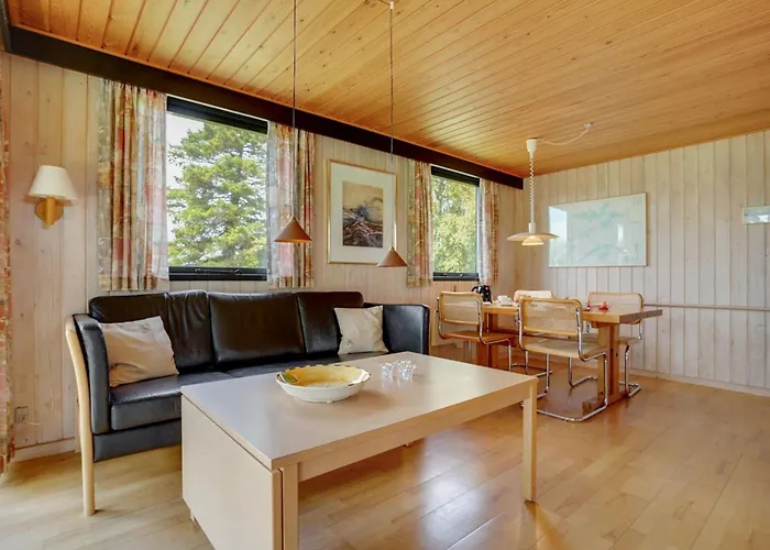 Veljan - 400m From The Sea By Interhome Feriehus Bogense